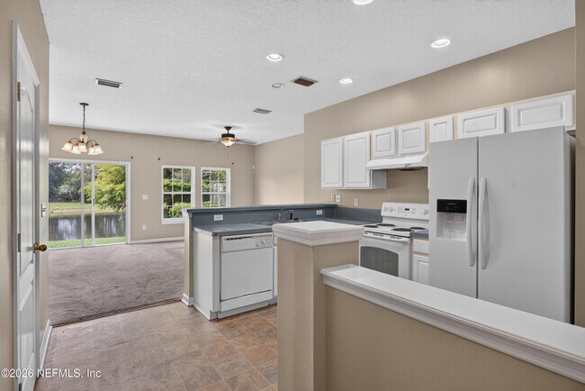 Building Photo - 1572 Biscayne Bay Dr