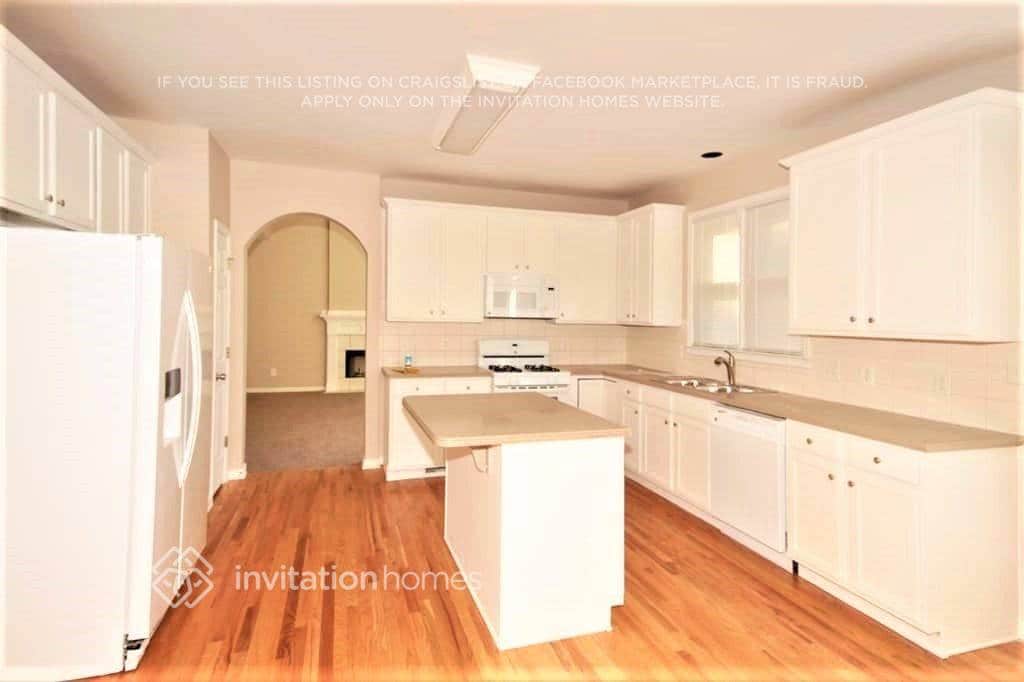 Building Photo - 3850 Ansley Park Dr