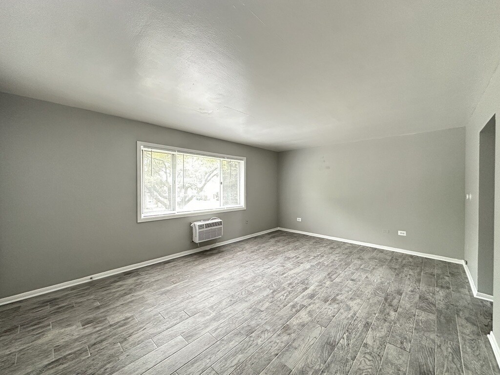 Building Photo - 1314 Carol St