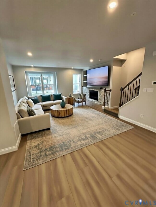 Building Photo - 5422 Gillies Creek Mews