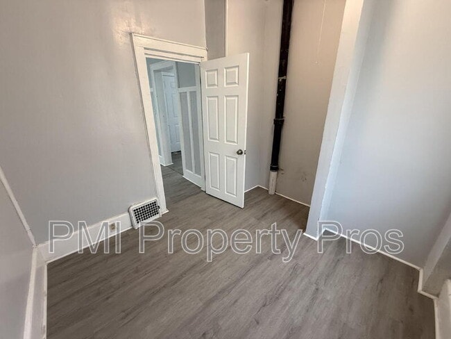 Building Photo - 2361 N 12th St