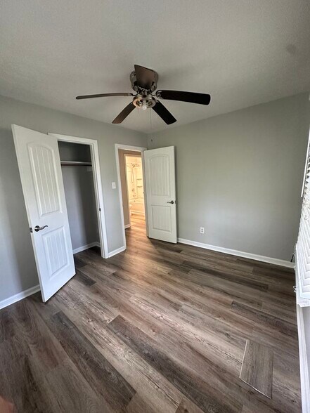 Building Photo - 500 Colonial Dr