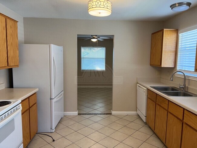 Building Photo - 4402 Breckenridge Dr