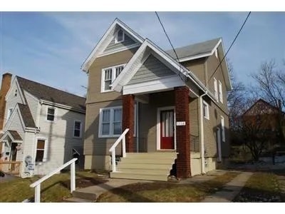 Primary Photo - 1114 Fairbanks Ave