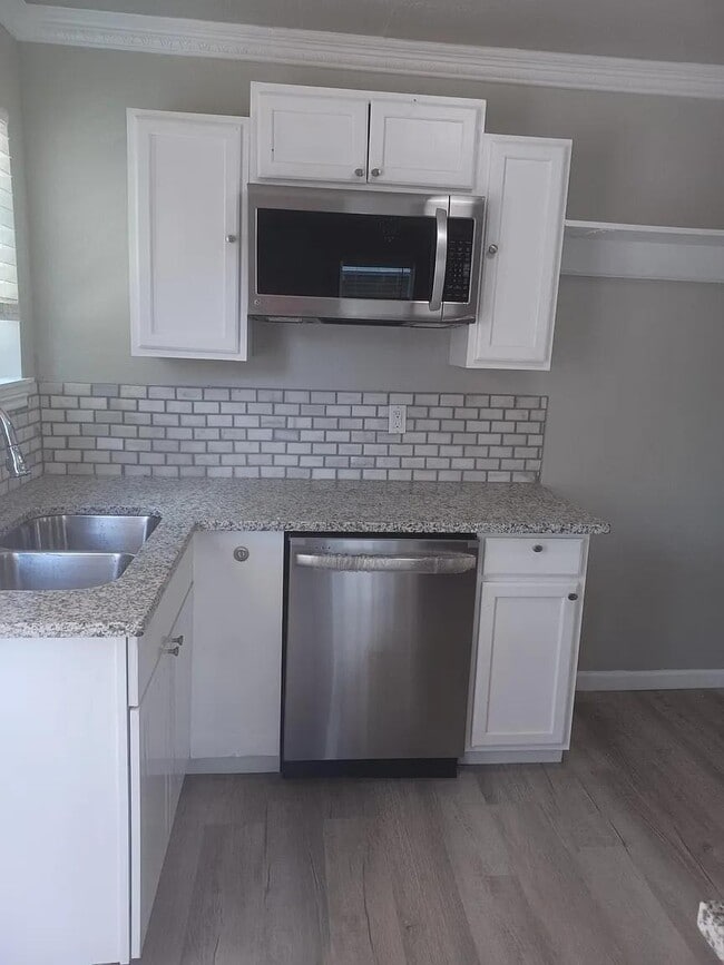 Building Photo - 1609 N 18th St