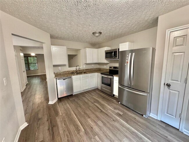 Building Photo - 3833 Waldrop Ln