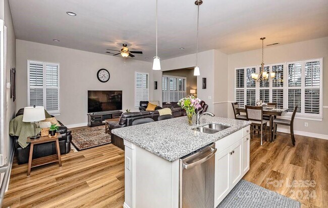 Building Photo - 508 Granite Lake Ct
