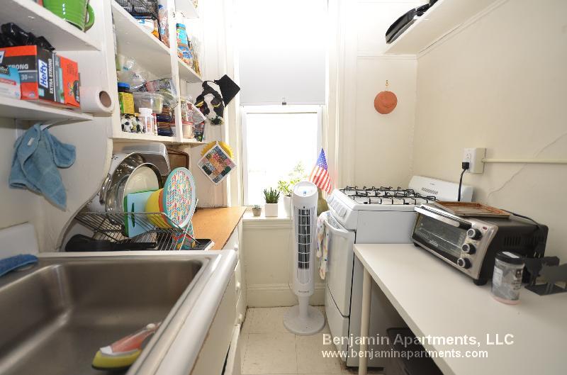 Building Photo - 1179 Boylston St