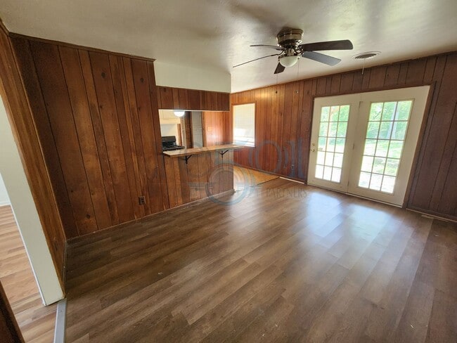 Building Photo - 29 Brookview Dr