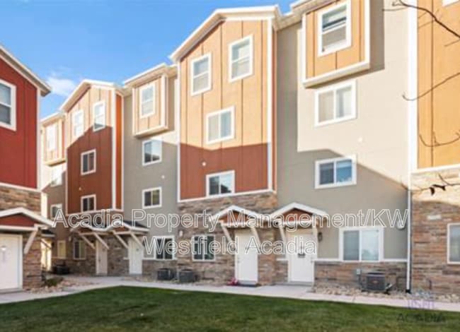 Primary Photo - 14421 S Miners View Ct