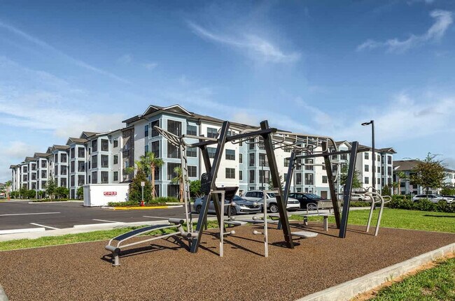 Building Photo - 9260 Vintage Hills Way