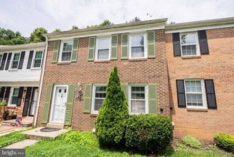 Building Photo - 7746 Brandeis Way