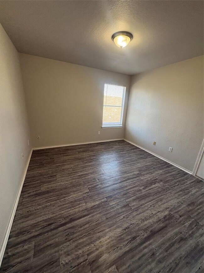 Building Photo - 11510 Liberty St