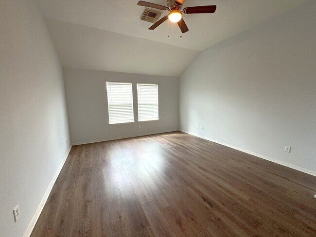 Building Photo - 6519 Gorton Dr