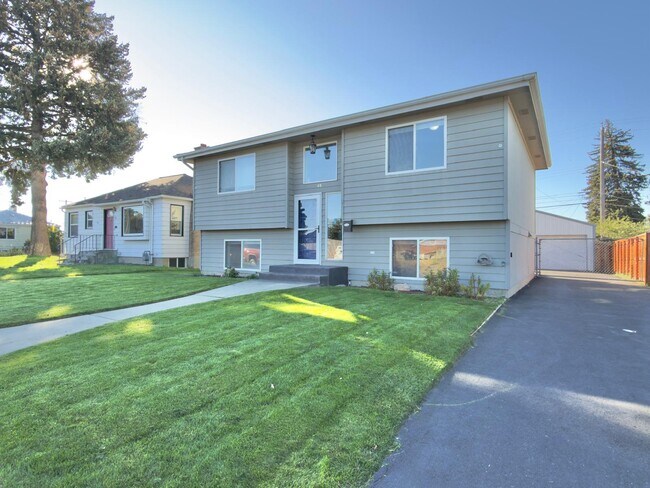 Building Photo - 48 E Princeton Ave