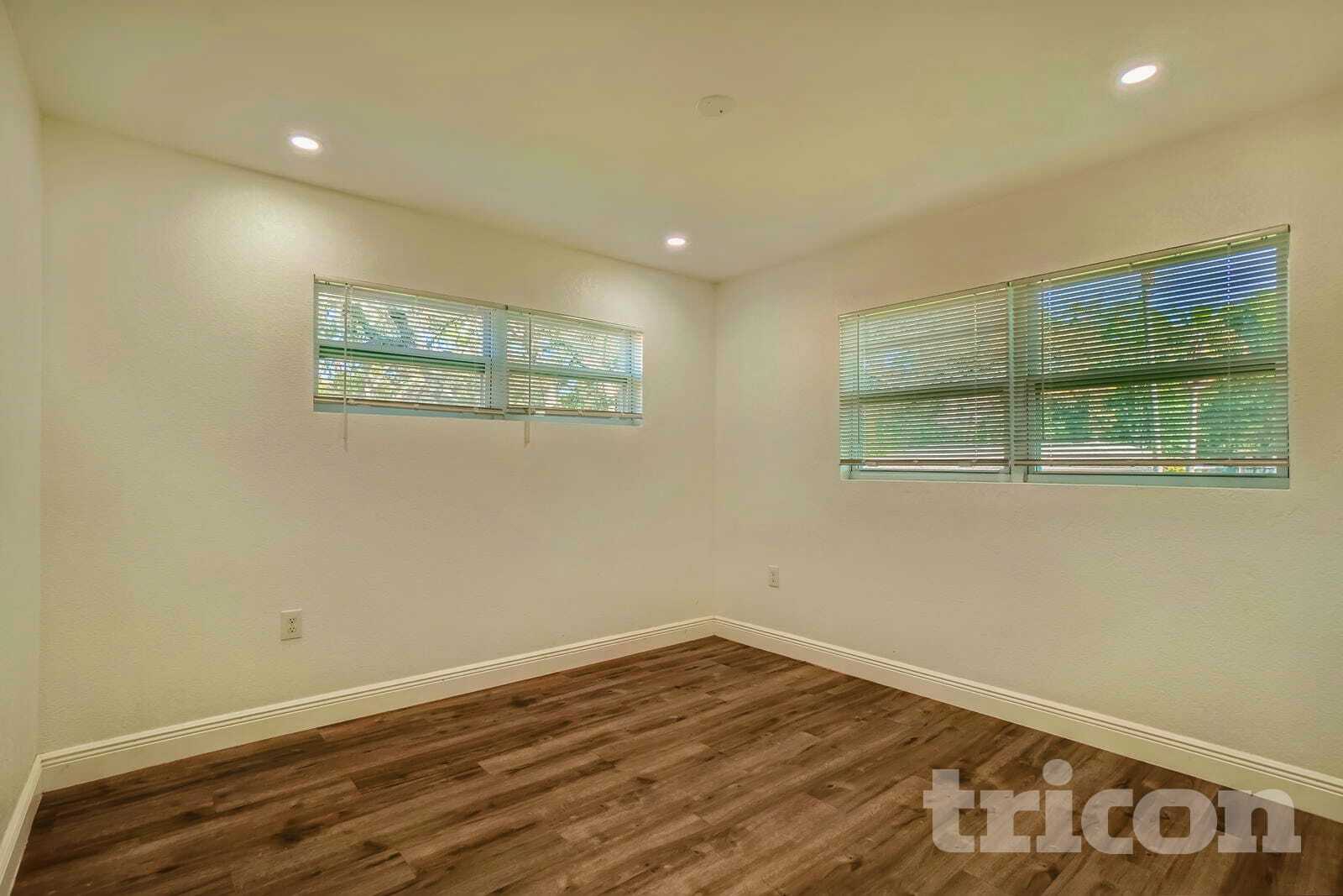 Building Photo - 2625 Nova Dr