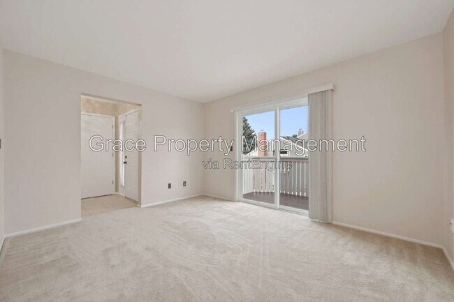 Building Photo - 9024 Bear Mountain Dr