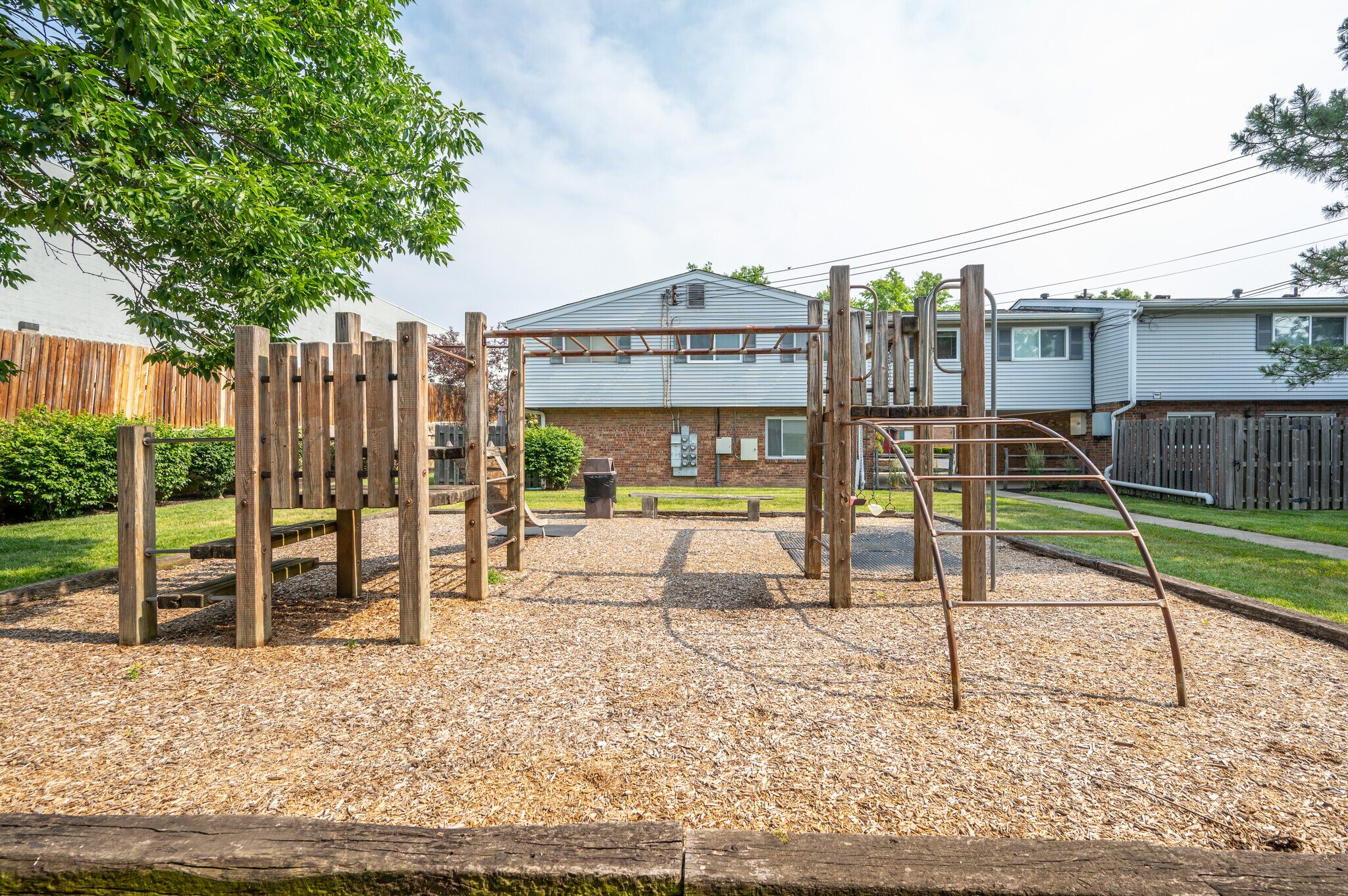 Building Photo - 7752 Montgomery Rd