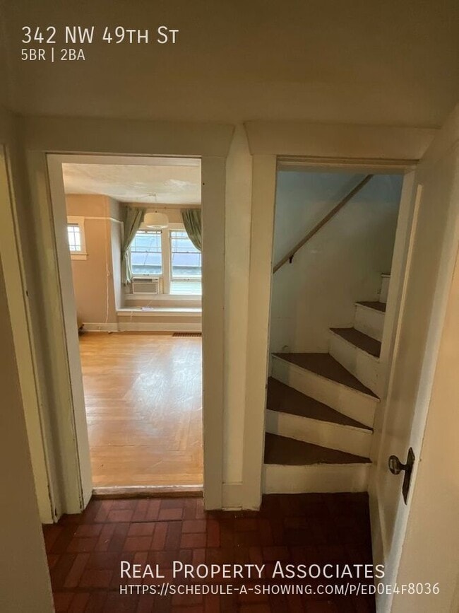 Building Photo - 342 NW 49th St