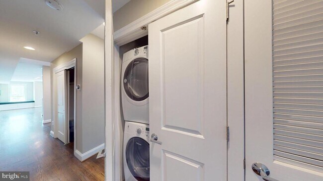 Building Photo - 3585 13th St NW