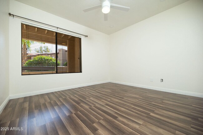 Building Photo - 7008 E Gold Dust Ave