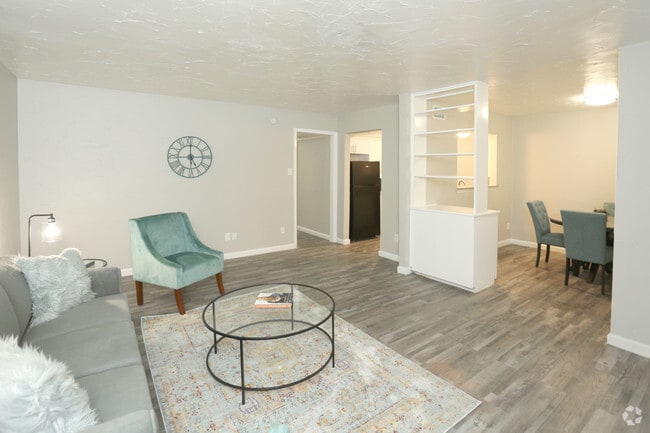 1BR 1BA - Courtyards on the Park