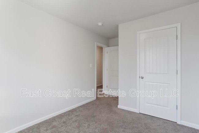 Building Photo - 116 Paddington St