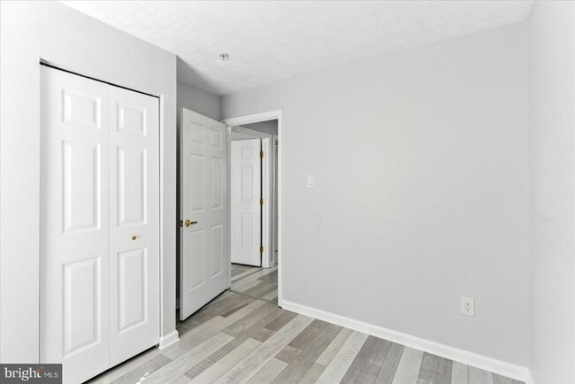Building Photo - 1065 Jeanett Way
