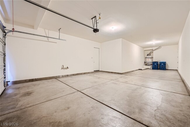 Building Photo - 12165 Edgehurst Ct