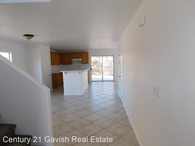 Building Photo - 3 br, 2.5 bath House - 1098 Paradise Resor...
