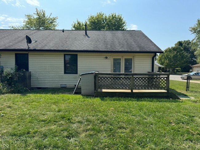 Building Photo - 972 Red Maple Ct