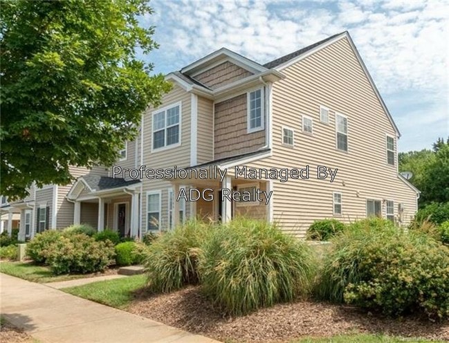 Building Photo - 17746 Caldwell Track Dr