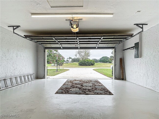 Building Photo - 4348 Beechwood Lake Dr