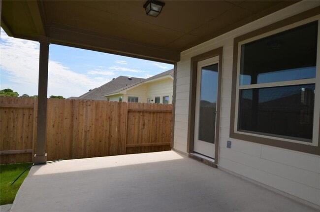 Building Photo - 3477 Pauling Loop