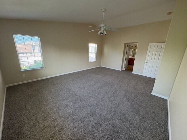 Building Photo - 2216 Cermak Way