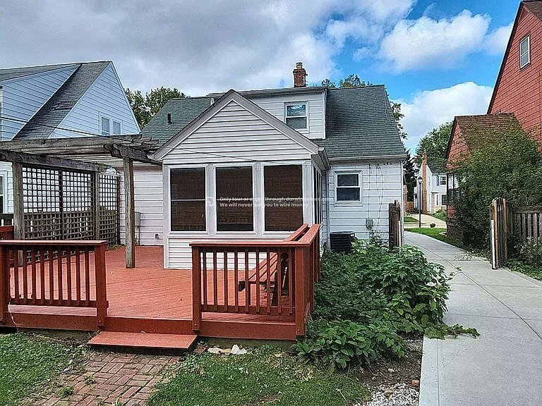 Building Photo - 61 Sunnycliff Dr