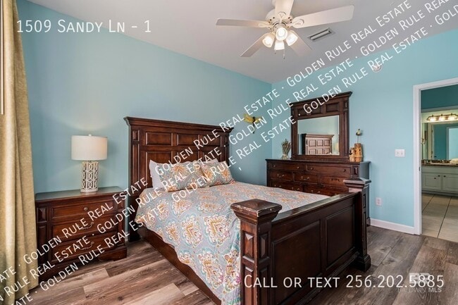 Building Photo - 1509 Sandy Ln