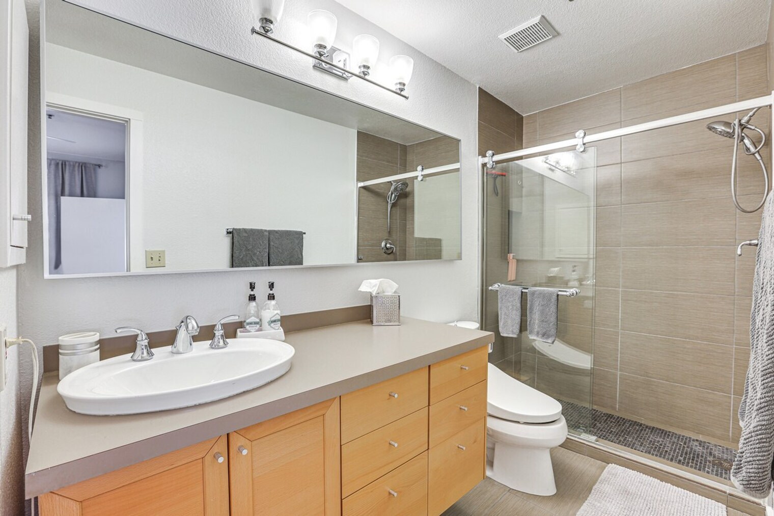 Building Photo - 11375 E Sahuaro Dr