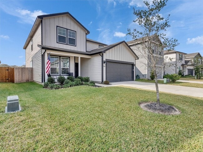 Building Photo - 25623 Balsamroot Dr