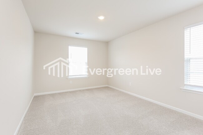 Building Photo - now