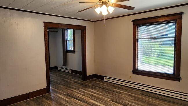 Building Photo - Exquisitely remodeled single-family home, ...