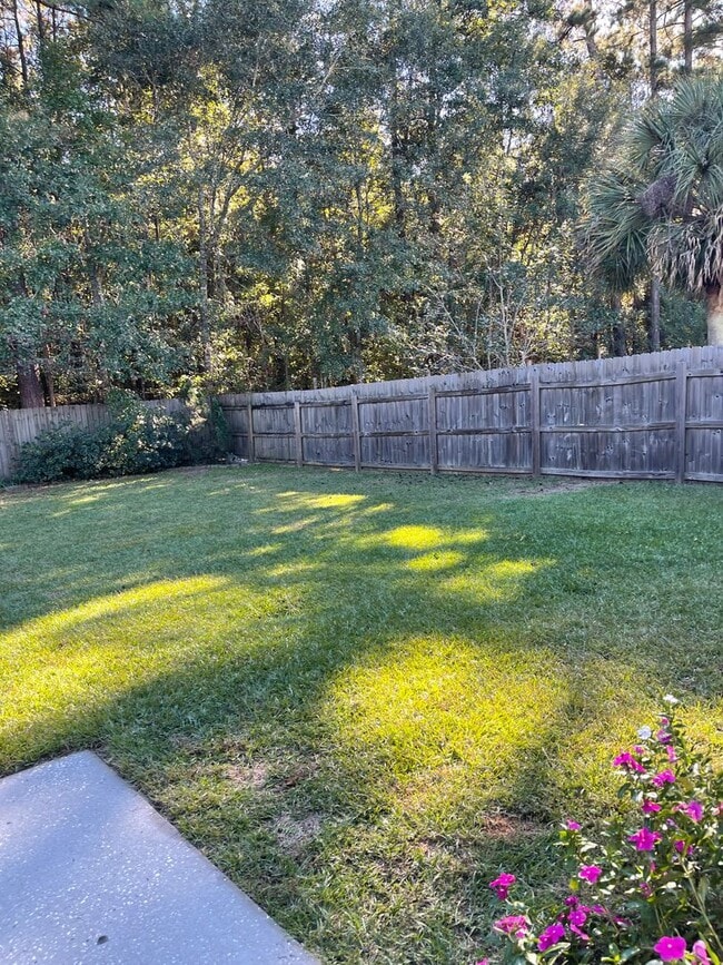 Building Photo - Discover Your Ideal Family Home in Pooler, Georgia!