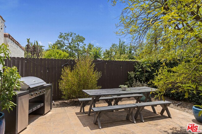 Building Photo - 1700 Morada Pl