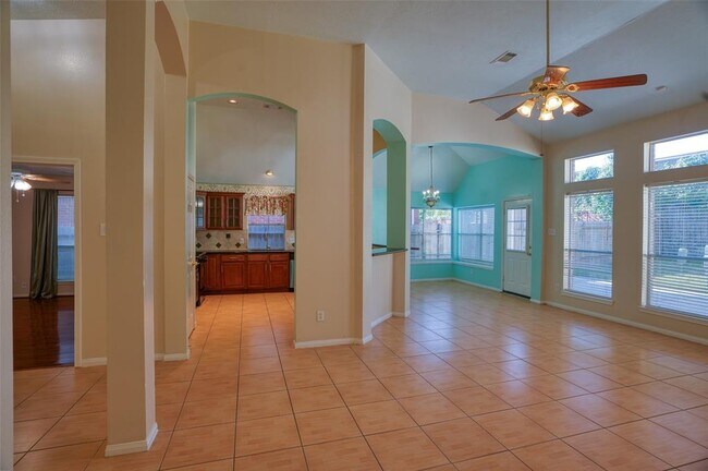 Building Photo - 14918 Appaloosa Ave