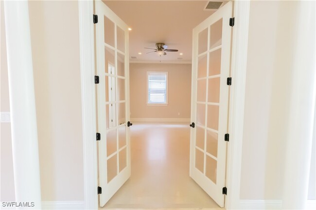 Building Photo - 2915 Coco Lakes Dr