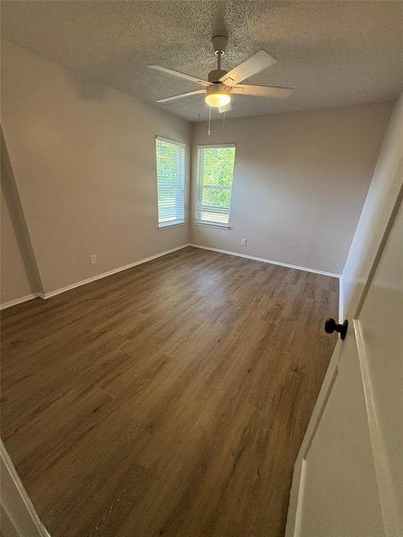 Building Photo - 15304 Tacon Ln