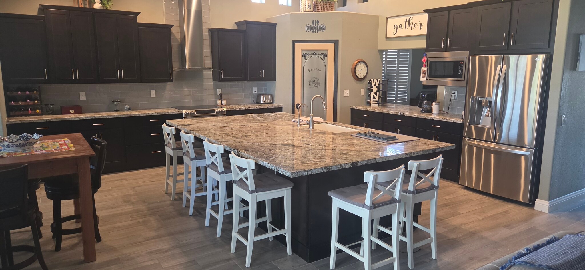 Kitchen and island - 23922 S Stoney Path Dr