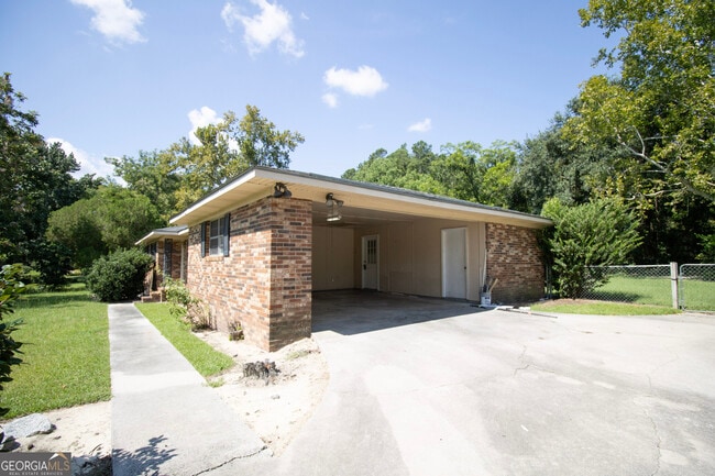 Building Photo - 217 Allenwood Dr