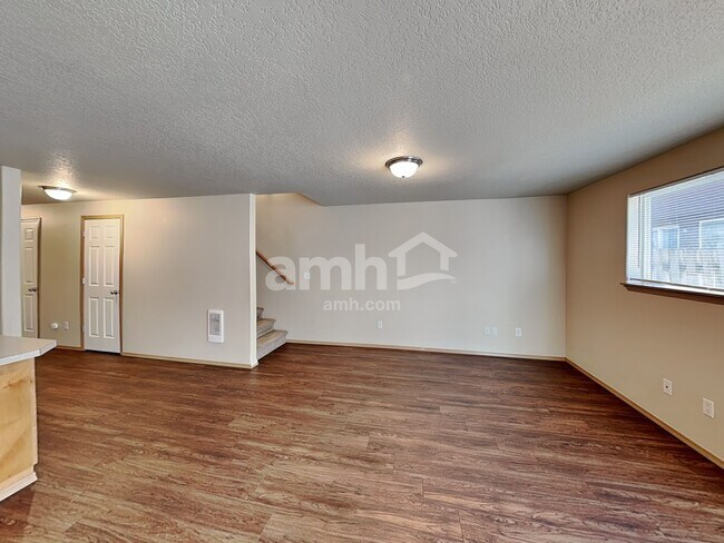 Building Photo - 467 Whitney Dr