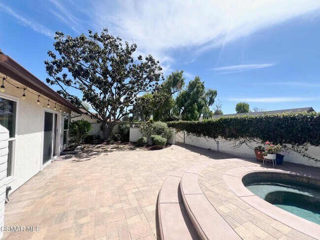 Building Photo - 3271 Rosehill Cir